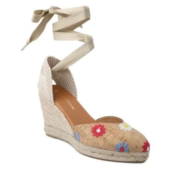 Andre Assous Ensley Flower Embroidered Espadrille Wedge Sandals Size 38 - Picture 1 of 9
